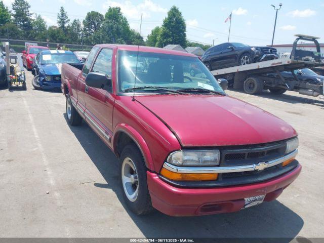  Salvage Chevrolet S-10