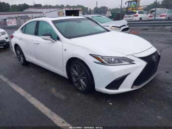  Salvage Lexus Es