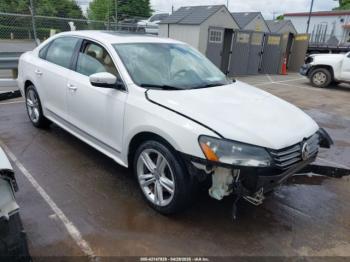  Salvage Volkswagen Passat