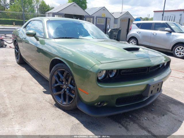  Salvage Dodge Challenger