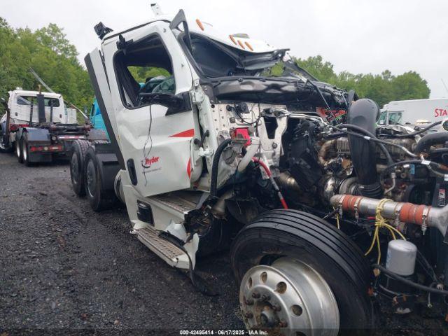  Salvage Freightliner New Cascadia 126