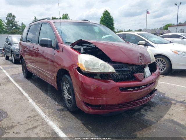  Salvage Toyota Sienna