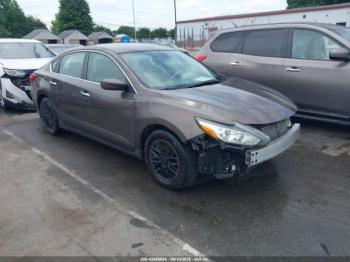  Salvage Nissan Altima