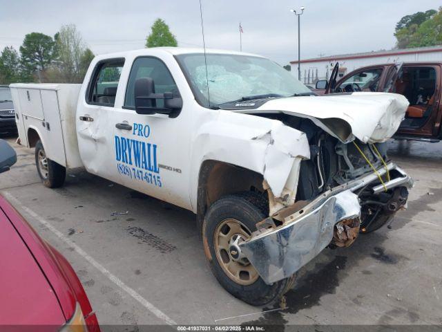  Salvage Chevrolet Silverado 2500