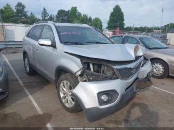  Salvage Kia Sorento
