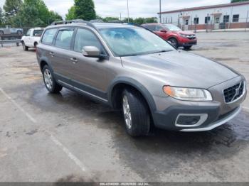  Salvage Volvo XC70