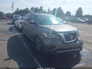  Salvage Nissan Pathfinder