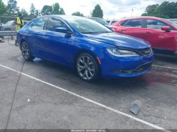  Salvage Chrysler 200