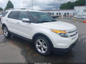  Salvage Ford Explorer