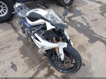  Salvage Triumph Motorcycle Daytona