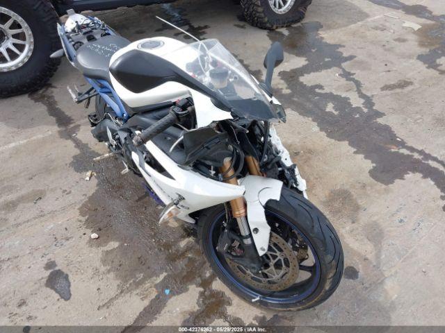  Salvage Triumph Motorcycle Daytona