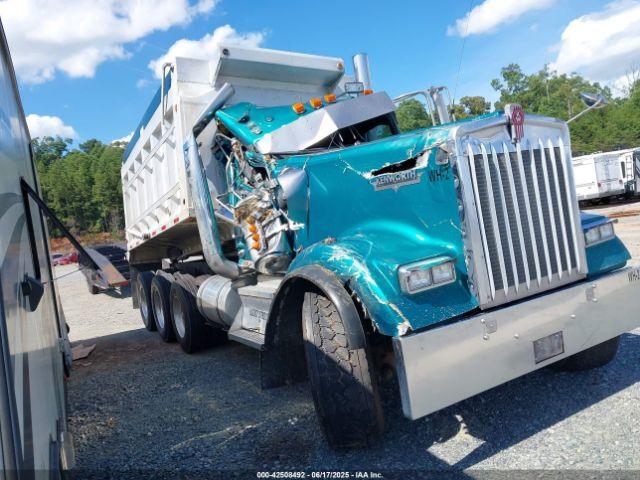  Salvage Kenworth Construction
