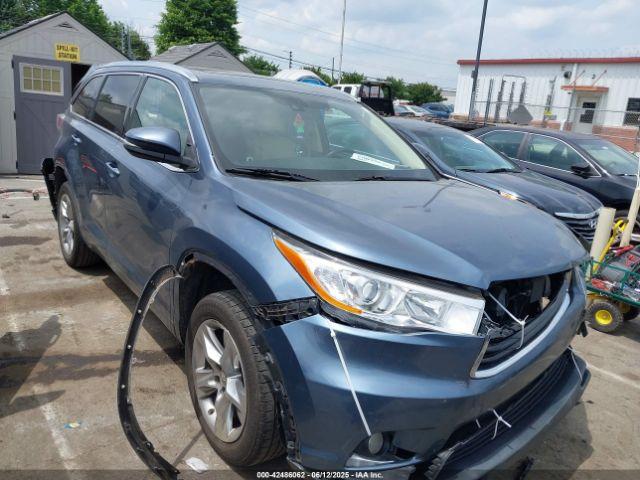  Salvage Toyota Highlander