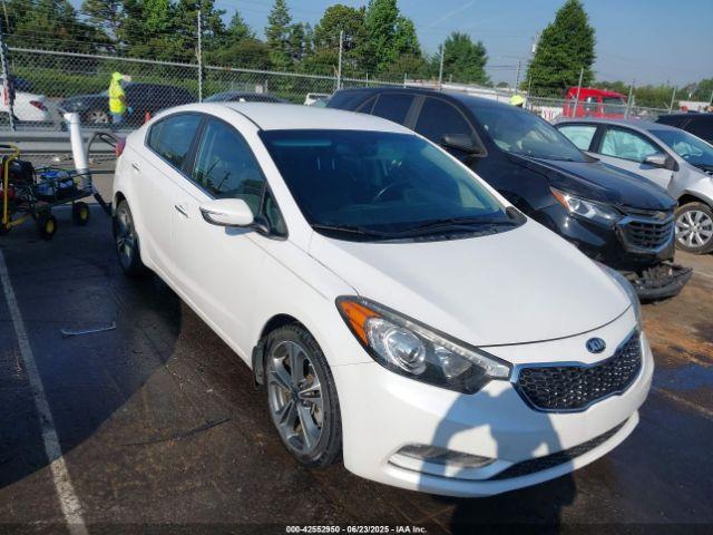  Salvage Kia Forte