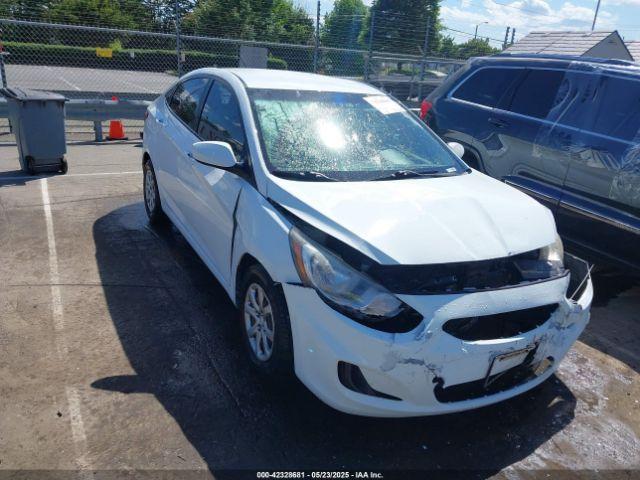  Salvage Hyundai ACCENT