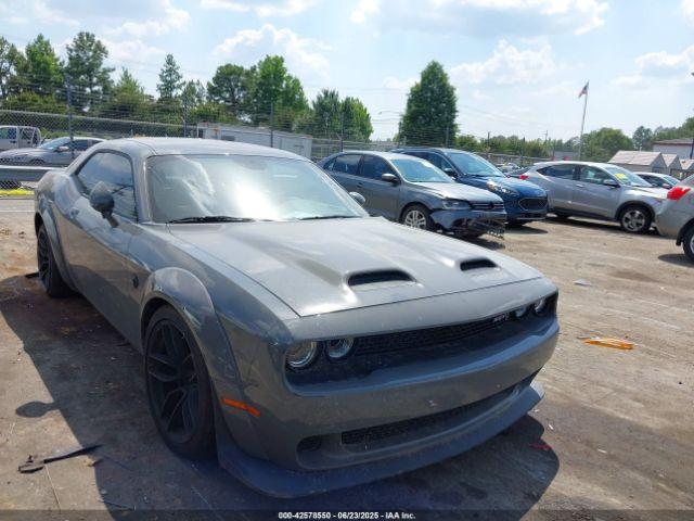  Salvage Dodge Challenger