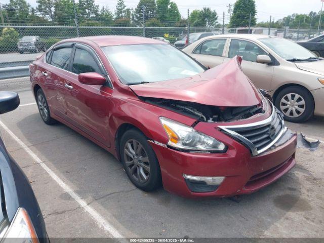  Salvage Nissan Altima