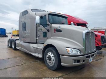  Salvage Kenworth Construction