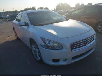  Salvage Nissan Maxima