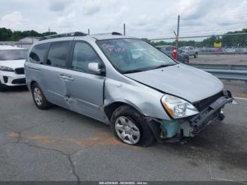 Salvage Kia Sedona