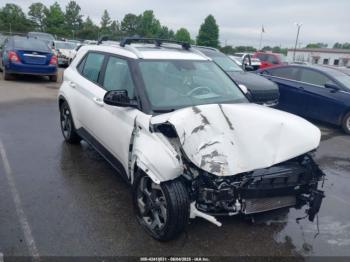  Salvage Hyundai VENUE