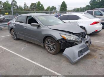  Salvage Nissan Altima