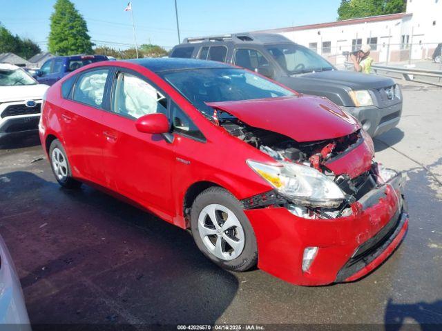  Salvage Toyota Prius