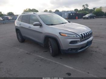  Salvage Jeep Cherokee