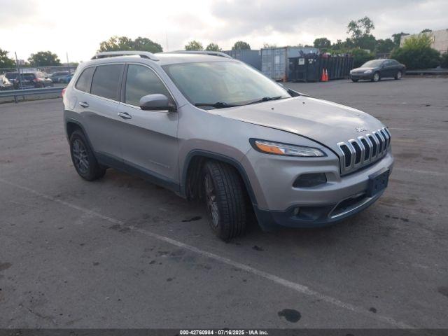  Salvage Jeep Cherokee