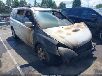  Salvage Kia Sedona