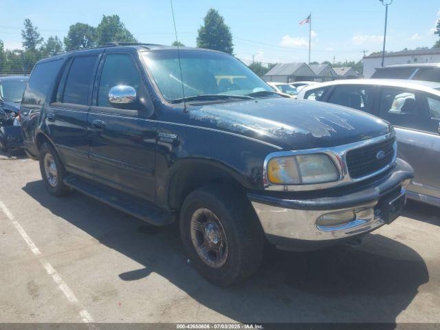  Salvage Ford Expedition