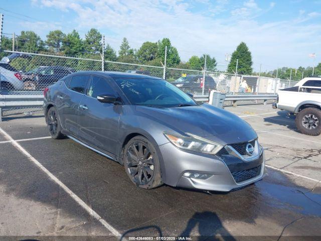  Salvage Nissan Maxima