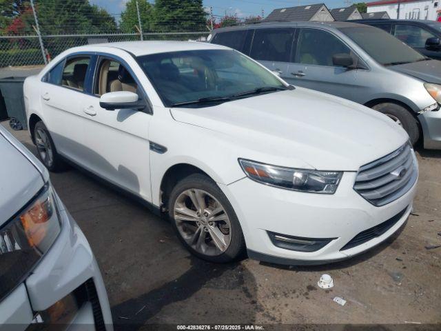  Salvage Ford Taurus