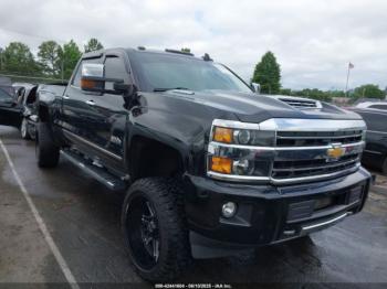  Salvage Chevrolet Silverado 2500