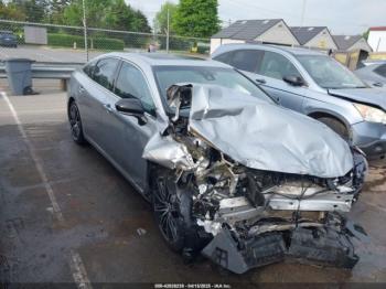  Salvage Toyota Avalon