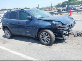  Salvage Jeep Cherokee