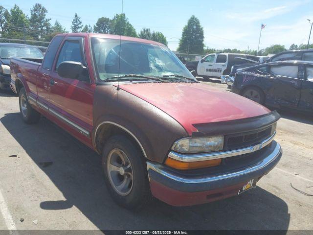  Salvage Chevrolet S-10
