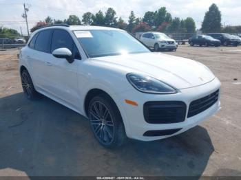  Salvage Porsche Cayenne