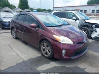  Salvage Toyota Prius