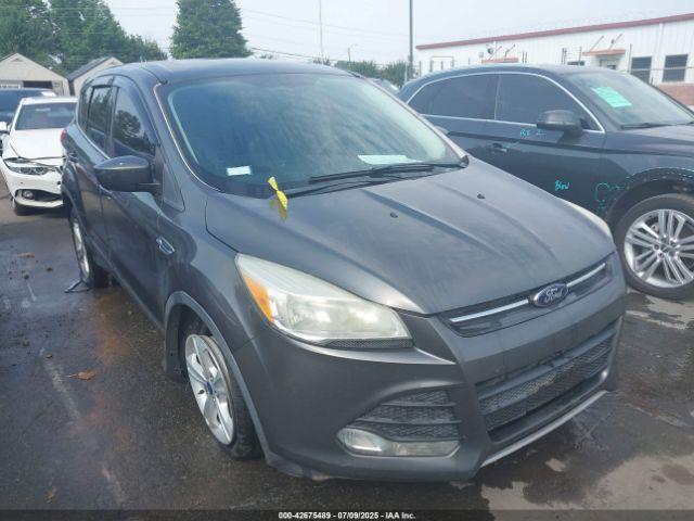  Salvage Ford Escape
