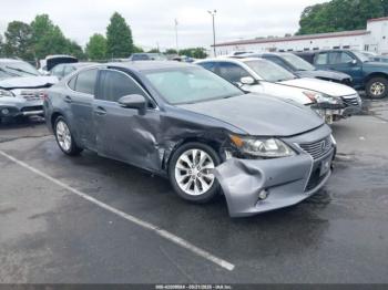  Salvage Lexus Es