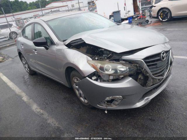  Salvage Mazda Mazda3