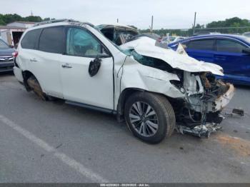  Salvage Nissan Pathfinder