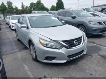  Salvage Nissan Altima