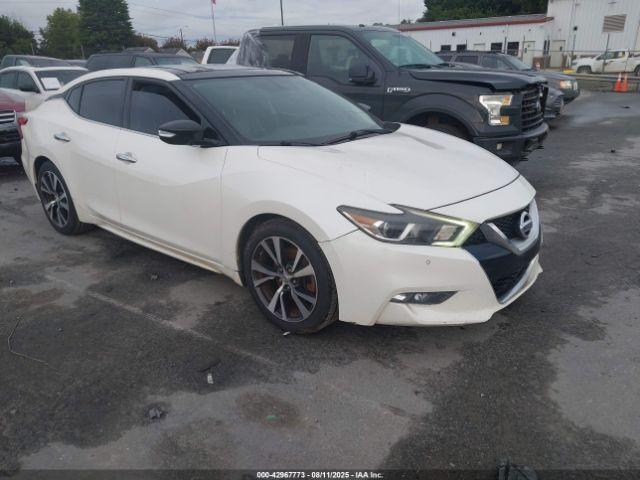  Salvage Nissan Maxima
