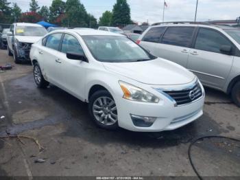  Salvage Nissan Altima