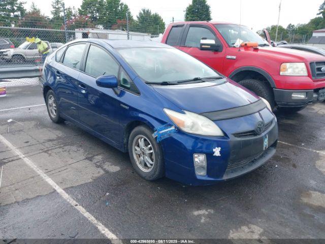  Salvage Toyota Prius
