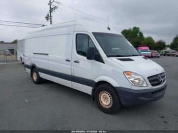  Salvage Mercedes-Benz Sprinter 2500