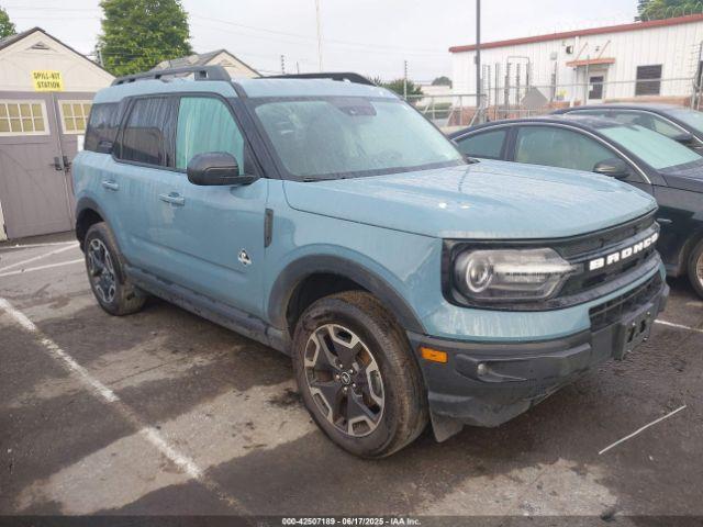  Salvage Ford Bronco