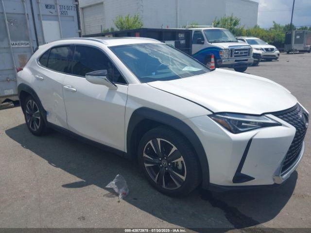  Salvage Lexus Ux